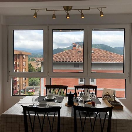 Appartement Piso céntrico y tranquilo en Gernika Extérieur photo