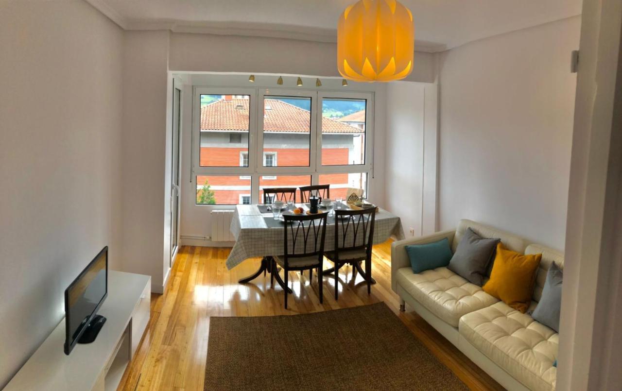 Appartement Piso céntrico y tranquilo en Gernika Extérieur photo