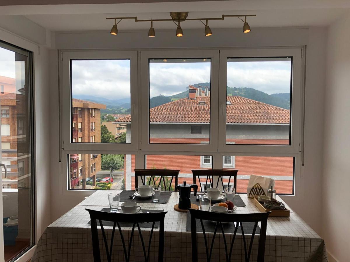 Appartement Piso céntrico y tranquilo en Gernika Extérieur photo